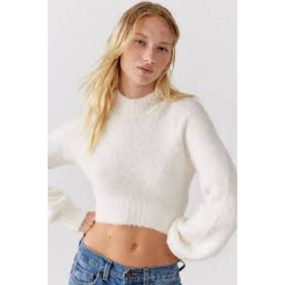 URBAN OUTFITTERS Avril Cropped Sweater in Ivory SOFT TOUCHABLE COZY Size M - Picture 1 of 6
